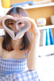 女生摸男生的小鸡鸡